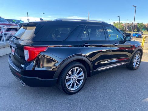 Used 2021 Ford Explorer Limited w/ Equipment Group 301A RWD image 5