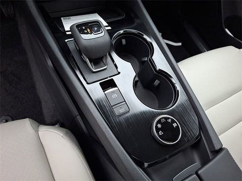 New 2026 Nissan Rogue SV image 7