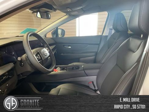 New 2025 Nissan Murano SV AWD/4WD image 8
