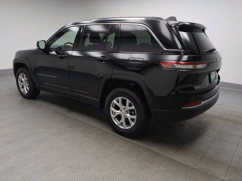 Used 2023 Jeep Grand Cherokee Limited AWD/4WD image 3