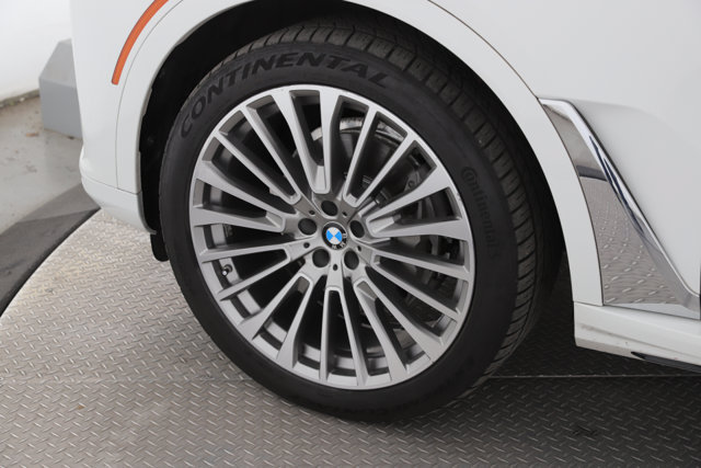 Used 2019 BMW X7 xDrive40i w/ Cold Weather Package AWD/4WD image 15