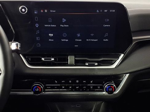 Used 2025 Chevrolet Equinox LT w/ Convenience Package II FWD image 22