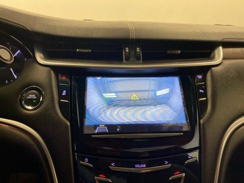 Used 2018 Cadillac XTS Luxury image 11