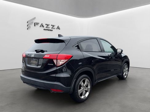 Used 2018 Honda HR-V EX image 12