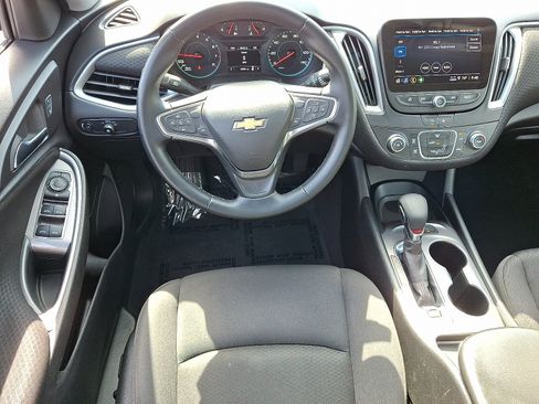 Used 2024 Chevrolet Malibu RS FWD image 12