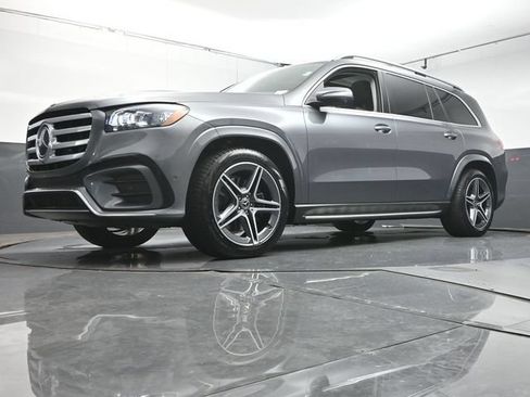 Certified 2026 Mercedes-Benz GLS 450 4MATIC image 38