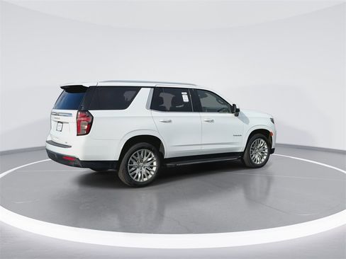 Used 2023 Chevrolet Tahoe LT w/ Luxury Package image 8