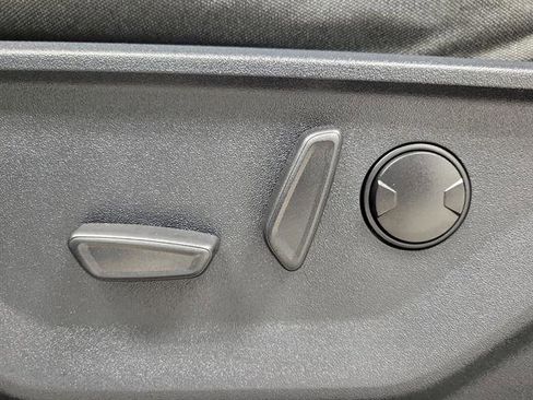 Used 2022 Ford F150 XLT w/ Equipment Group 302A High image 21