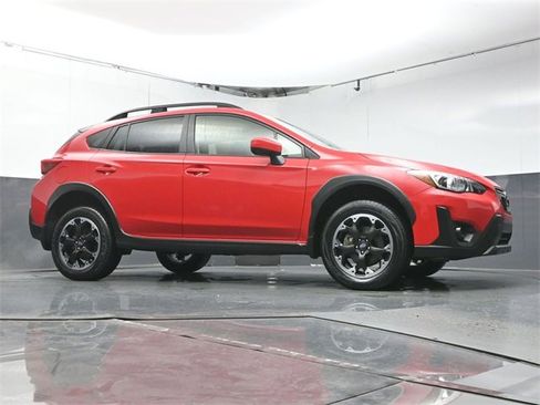 Used 2021 Subaru Crosstrek 2.0i Premium w/ Moonroof Package image 32