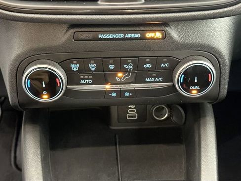 Used 2025 Ford Escape ST-Line image 13