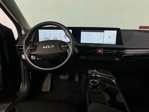 Used 2024 Kia EV6 Light image 13