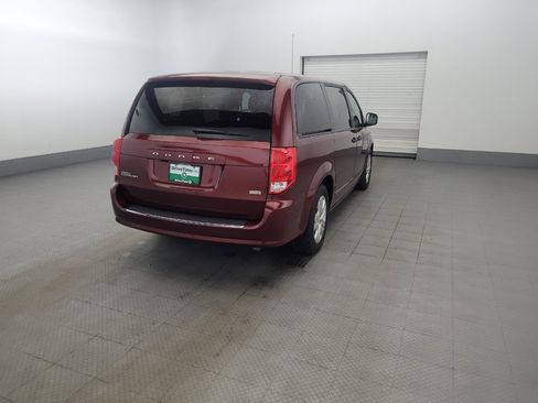 Used 2019 Dodge Grand Caravan SE FWD image 9