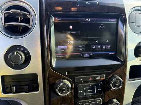 Used 2013 Ford F150 Platinum image 23