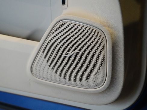 Used 2025 Mercedes-Benz GLA 250 4MATIC image 30