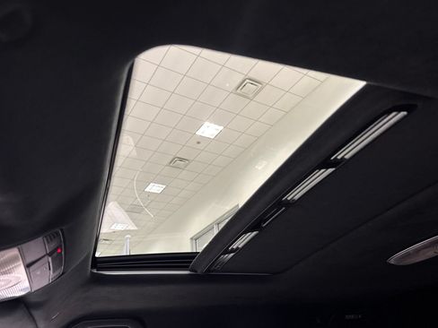 Used 2025 Mercedes-Benz G 550 image 23