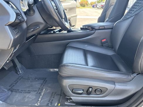Used 2020 Lexus UX 200 w/ Accessory Package FWD image 24