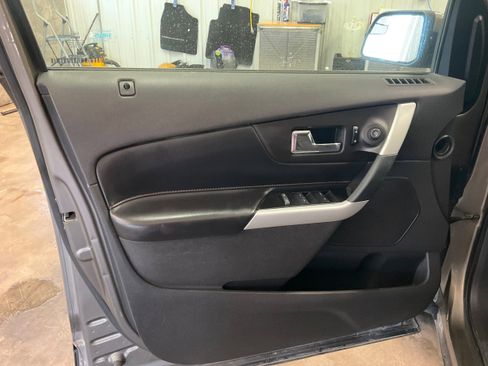 Used 2013 Ford Edge SEL AWD/4WD image 9