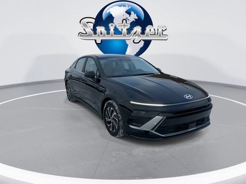 New 2026 Hyundai Sonata Blue FWD image 2