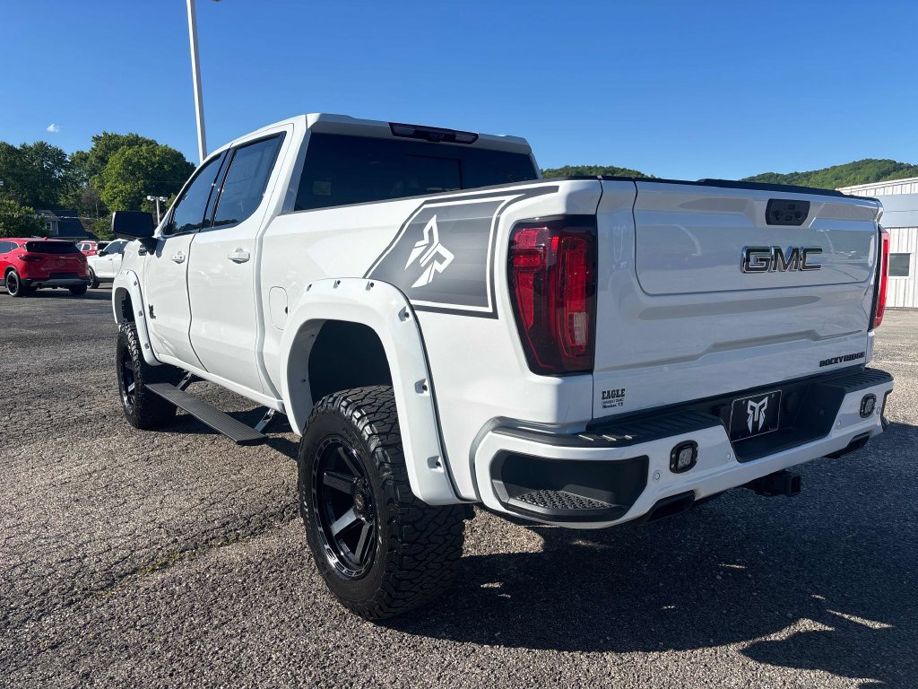 New 2026 GMC Sierra 1500 AT4 w/ AT4 Premium Package AWD/4WD image 3
