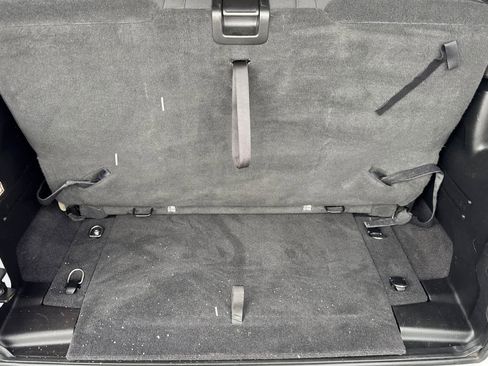 Used 2021 Jeep Wrangler Sport image 15