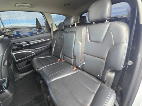 Used 2020 Kia Telluride LX image 21