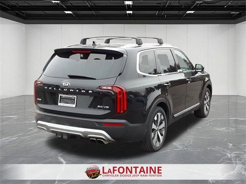 Used 2021 Kia Telluride EX w/ EX Premium Package image 5