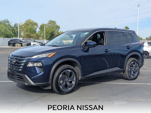 Certified 2025 Nissan Rogue SV FWD image 1