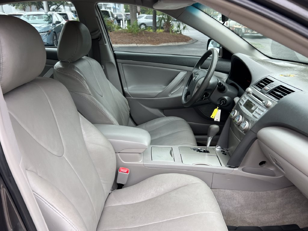Used 2011 Toyota Camry LE w/ LE Extra-Value Pkg FWD image 20