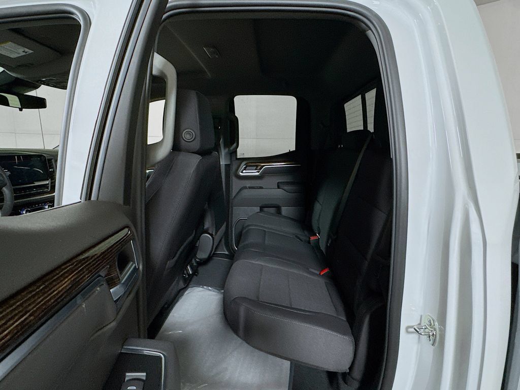 New 2026 GMC Sierra 1500 SLE w/ Preferred Package RWD image 13