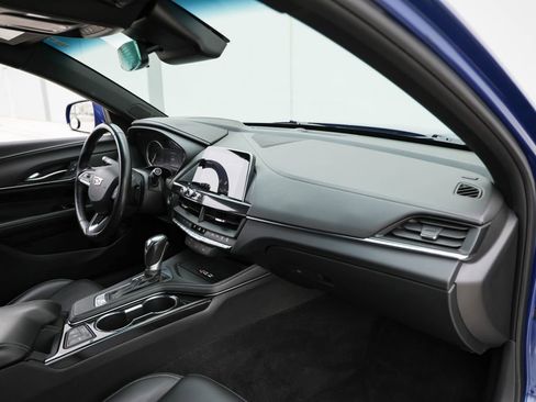 Used 2023 Cadillac CT4 Luxury RWD image 19