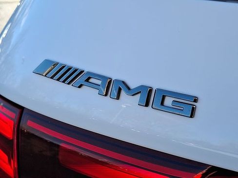 Used 2026 Mercedes-Benz GLB 35 AMG 4MATIC image 26