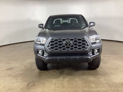 Used 2023 Toyota Tacoma TRD Off-Road w/ Technology Package AWD/4WD image 2