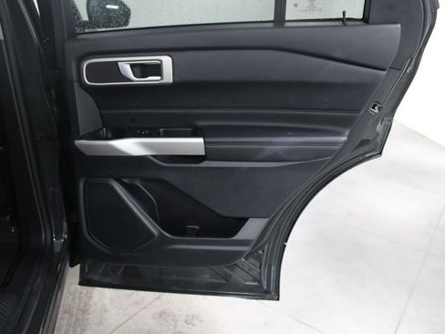 Used 2023 Ford Explorer XLT w/ Equipment Group 202A image 37