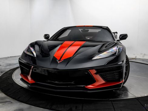 Used 2023 Chevrolet Corvette Stingray Premium Conv w/ Z51 Performance Package image 4