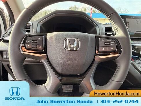 New 2026 Honda Odyssey Touring image 14