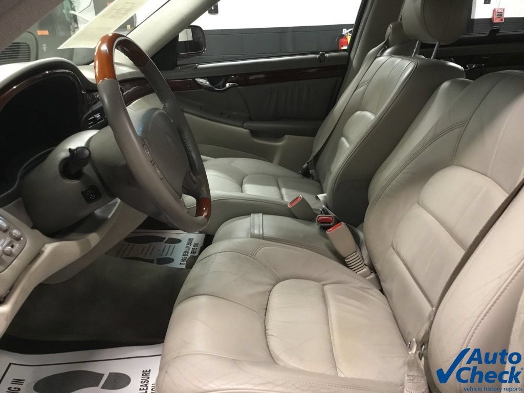 Used 2000 Cadillac De Ville DHS w/ Safety/Security Pkg FWD image 24
