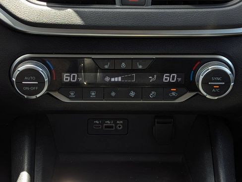 Used 2019 Nissan Altima 2.5 SV AWD/4WD image 22