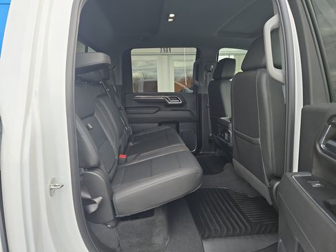 Certified 2024 Chevrolet Silverado 2500 LTZ w/ LTZ Convenience Package image 26