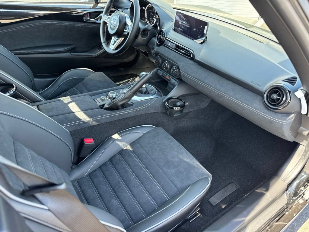 New 2026 MAZDA MX-5 Miata Club w/ Brembo/BBS/Recaro Package RWD image 23