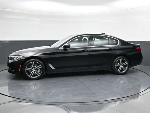Used 2022 BMW 530i xDrive w/ Premium Package AWD/4WD image 4