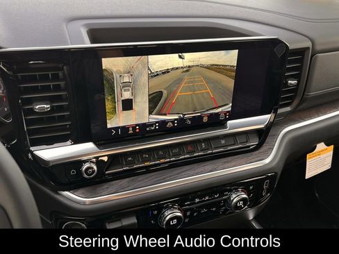 New 2026 GMC Sierra 1500 SLT image 14