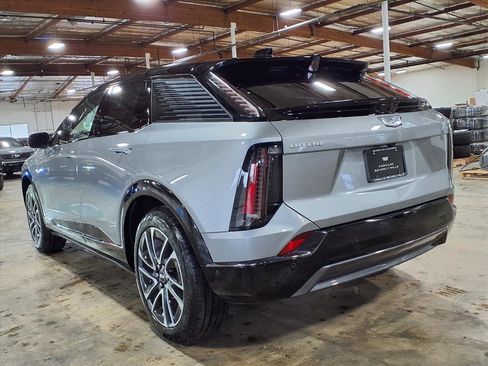 New 2026 Cadillac Optiq Sport 2 image 10