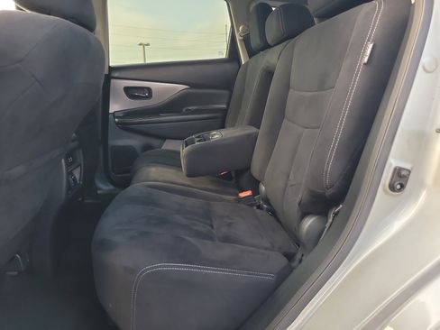 Used 2023 Nissan Murano S image 11