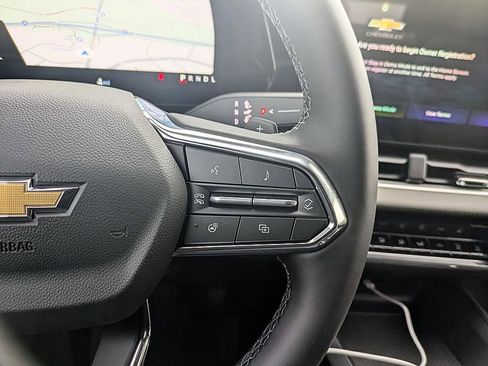 New 2026 Chevrolet Equinox LT w/ Convenience Package II image 17