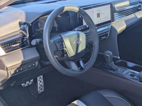 Used 2025 Toyota Camry SE w/ Multimedia Upgrade Package FWD image 10