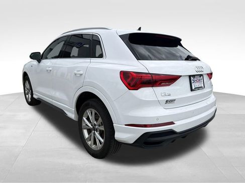 Used 2025 Audi Q3 2.0T Premium AWD/4WD image 7
