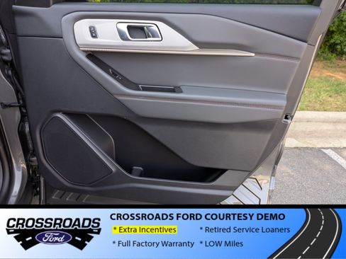 New 2026 Ford Explorer Active w/ Active Comfort Package AWD/4WD image 37