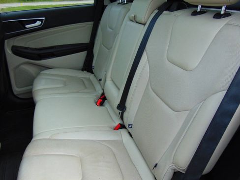 Used 2016 Ford Edge Titanium w/ Equipment Group 302A AWD/4WD image 9