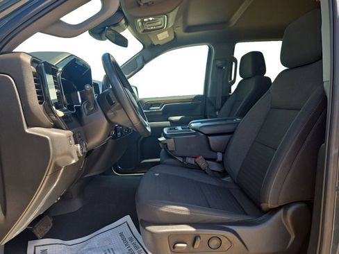 Used 2025 Chevrolet Silverado 1500 LT image 10