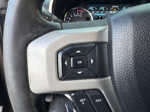Used 2017 Ford F250 Lariat AWD/4WD image 22